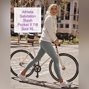 Athleta Salutation Stash Pocket II 7/8 size: XL
